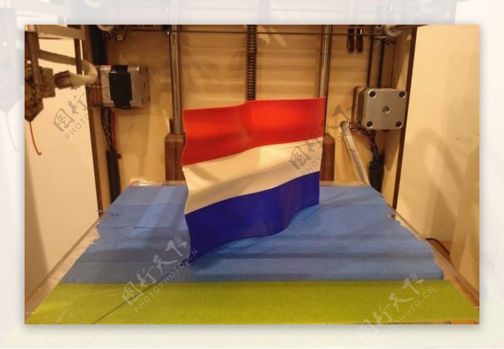 波浪形的荷兰国旗