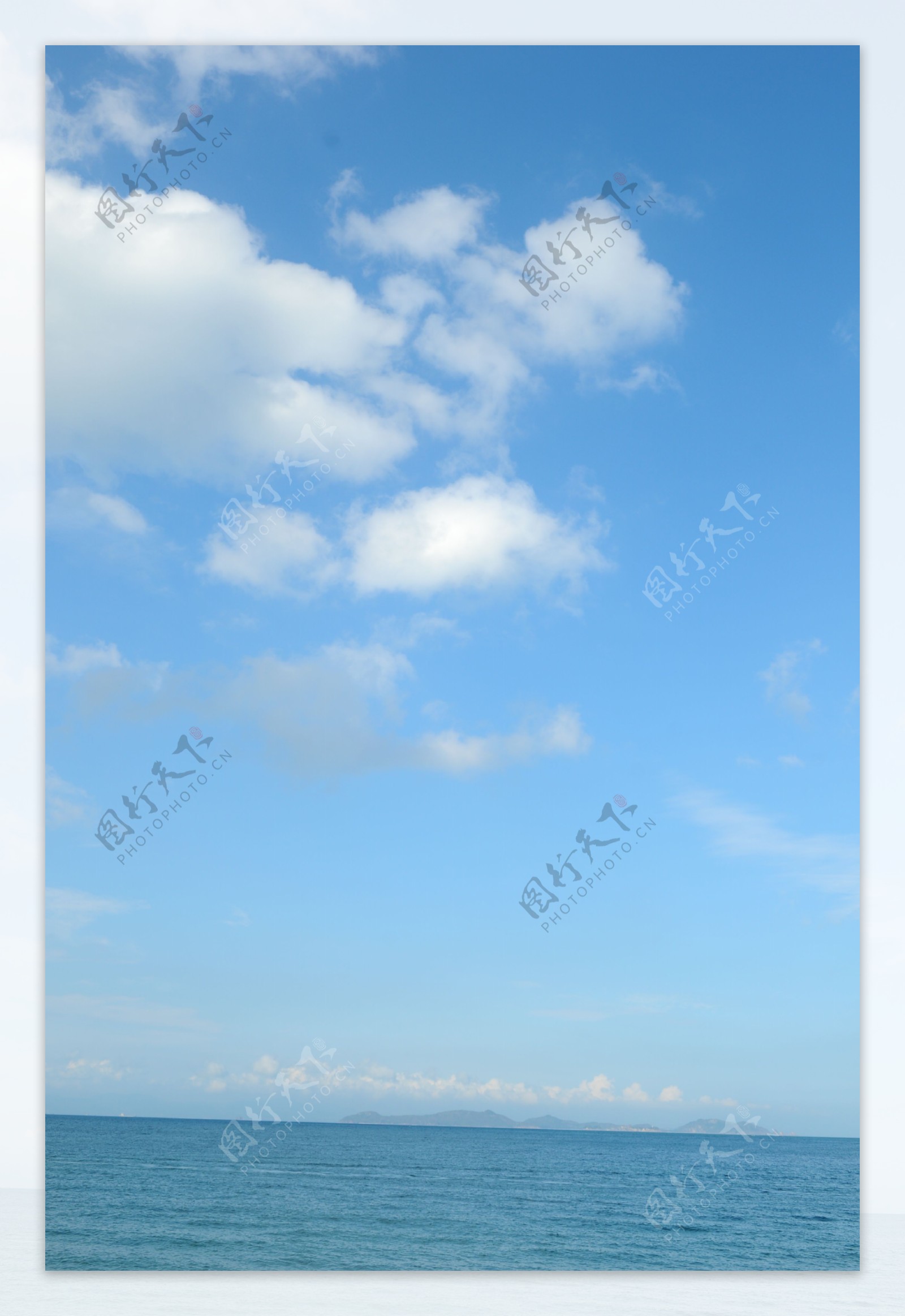 海景蓝天白云图片