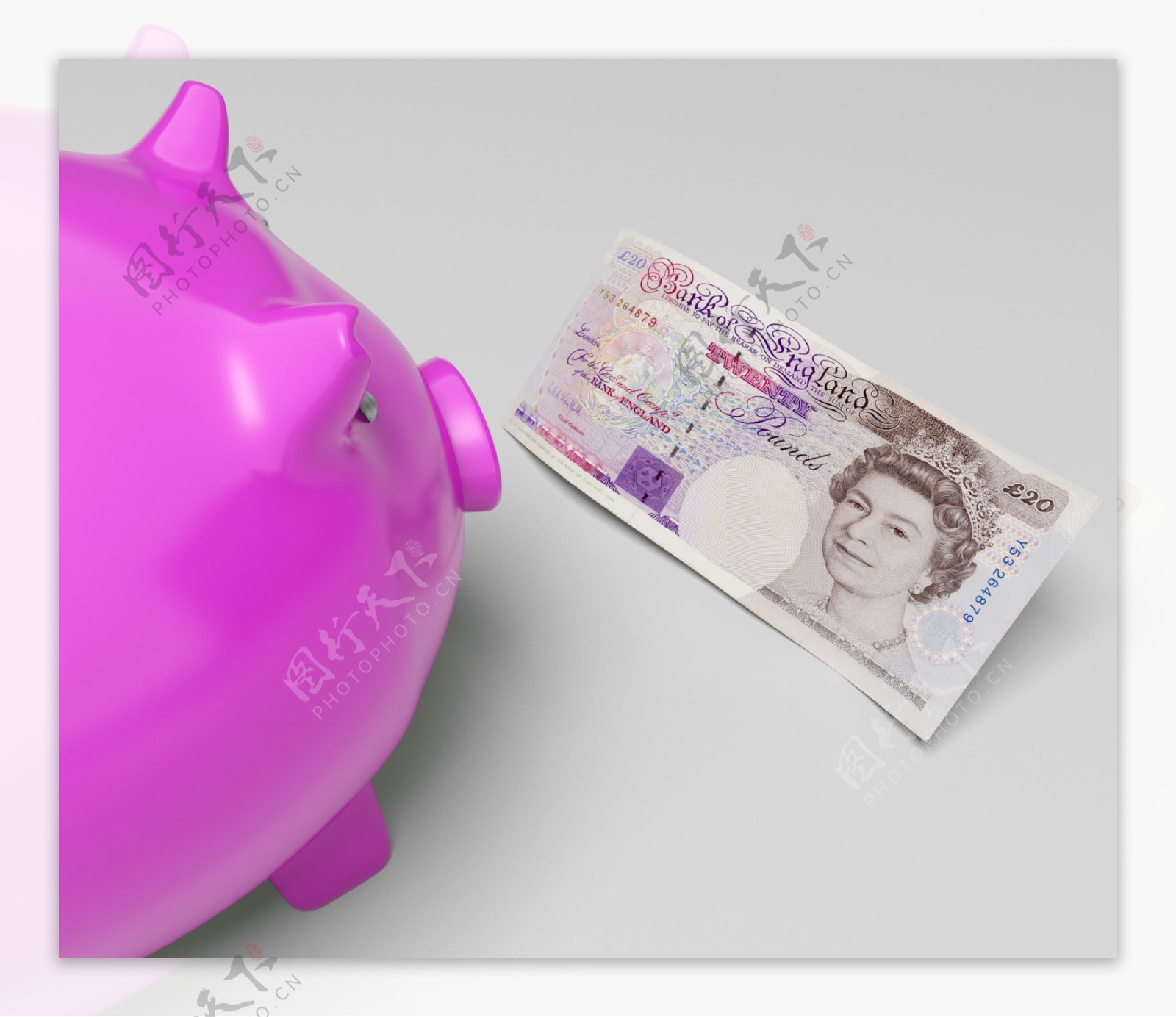 在伦敦英镑小猪表明现金储蓄