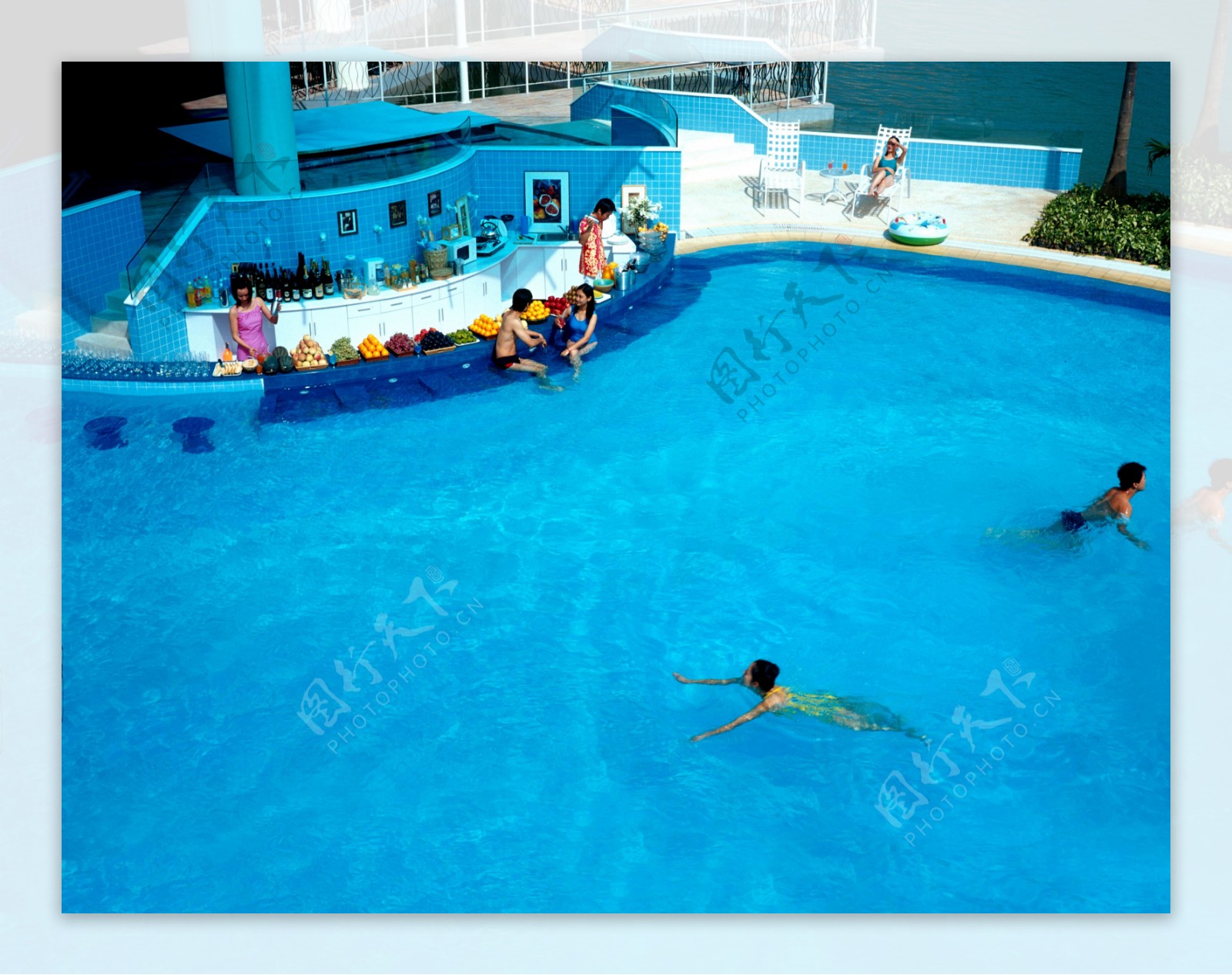泳池别墅图片