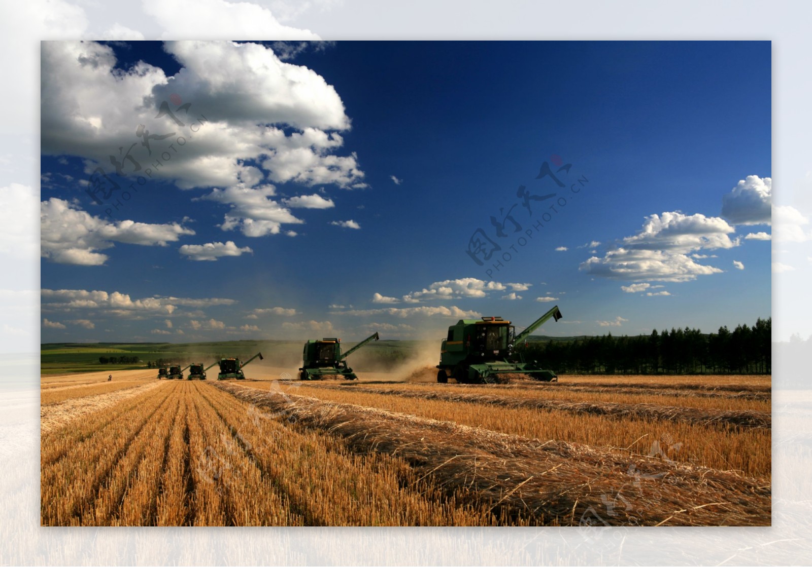 机械化大农业图片