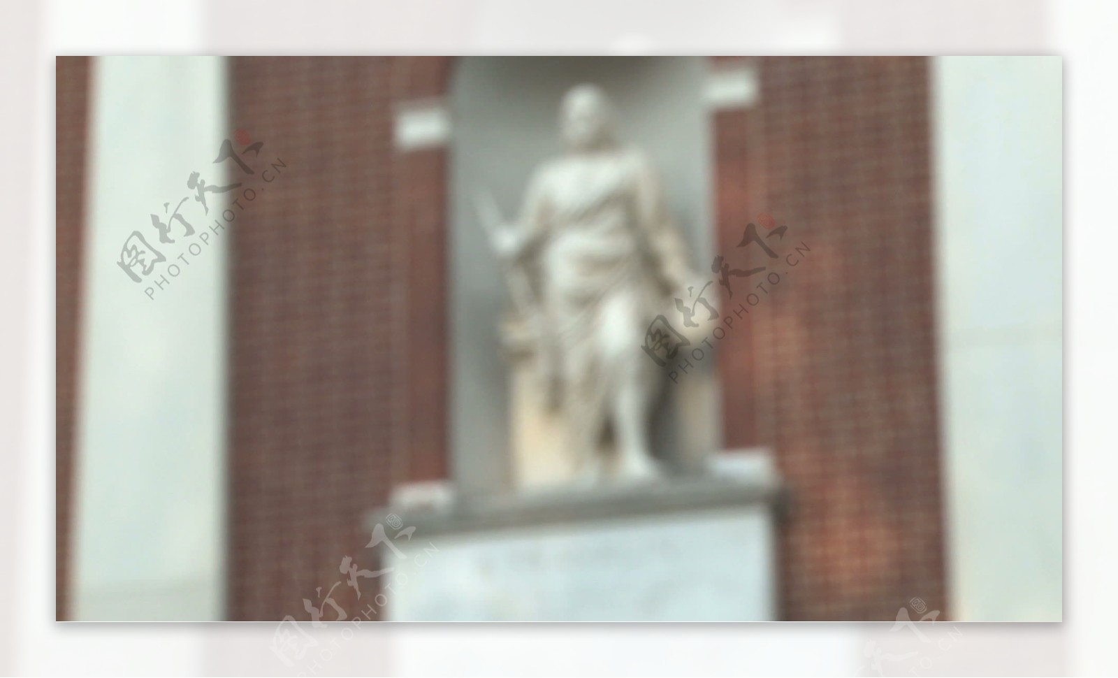 本杰明富兰克林塑像在图书馆大厅股票视频视频免费下载