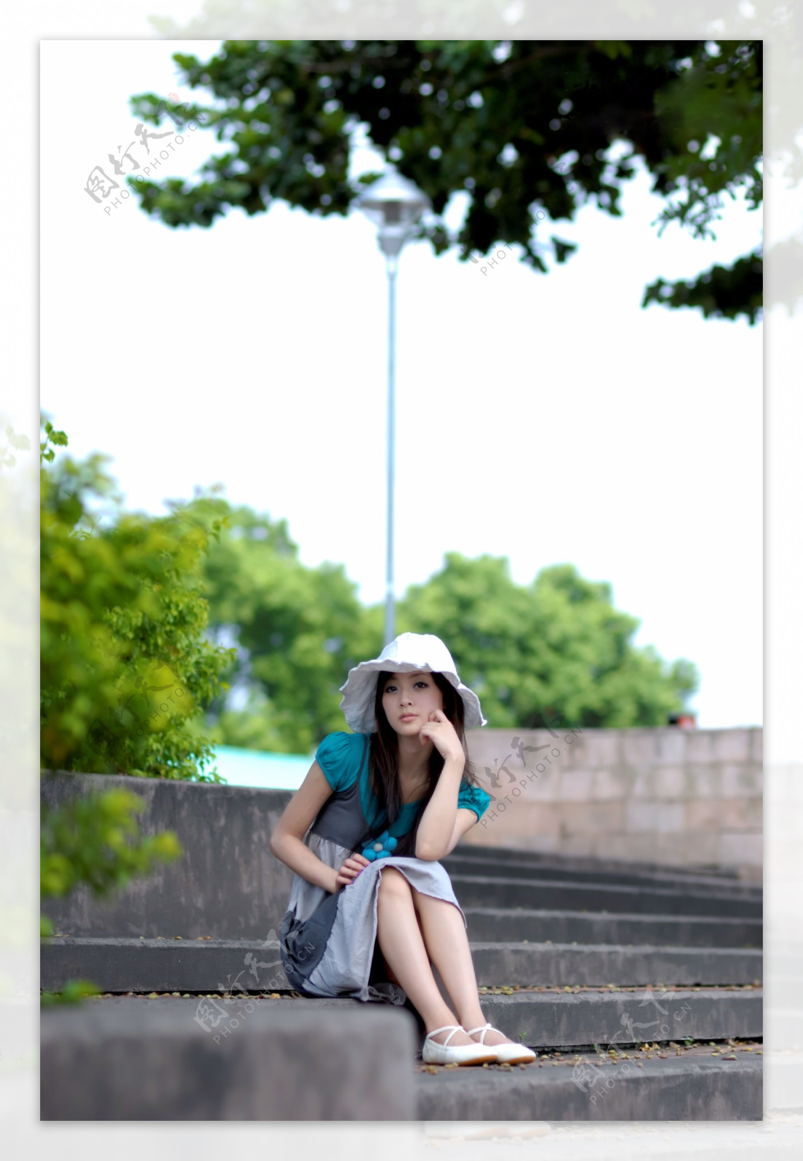 台湾网络超人气美女果子MM太阳帽图片