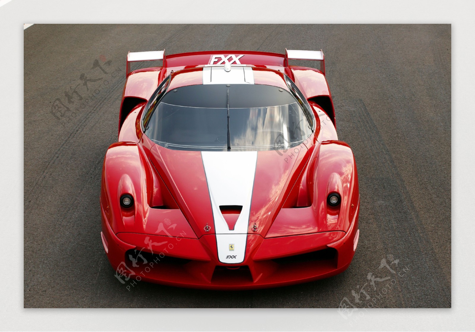 法拉利fxx限量版红色跑车图片