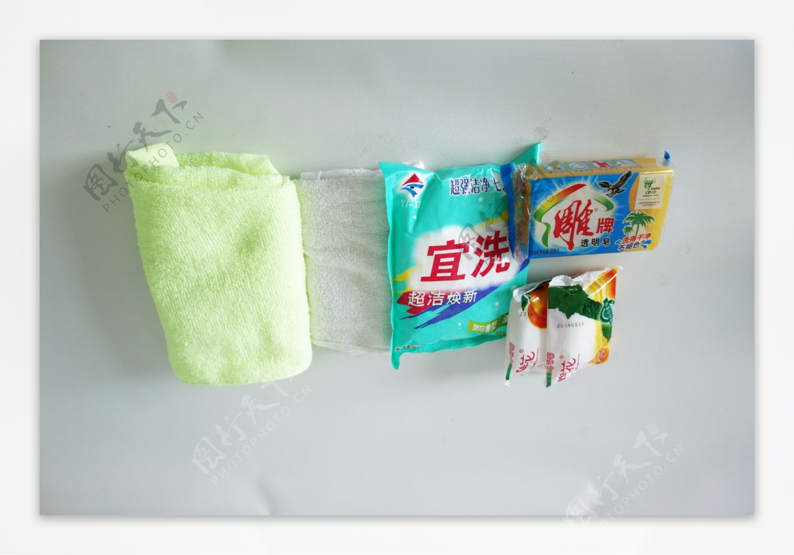 毛巾洗衣粉香皂图片