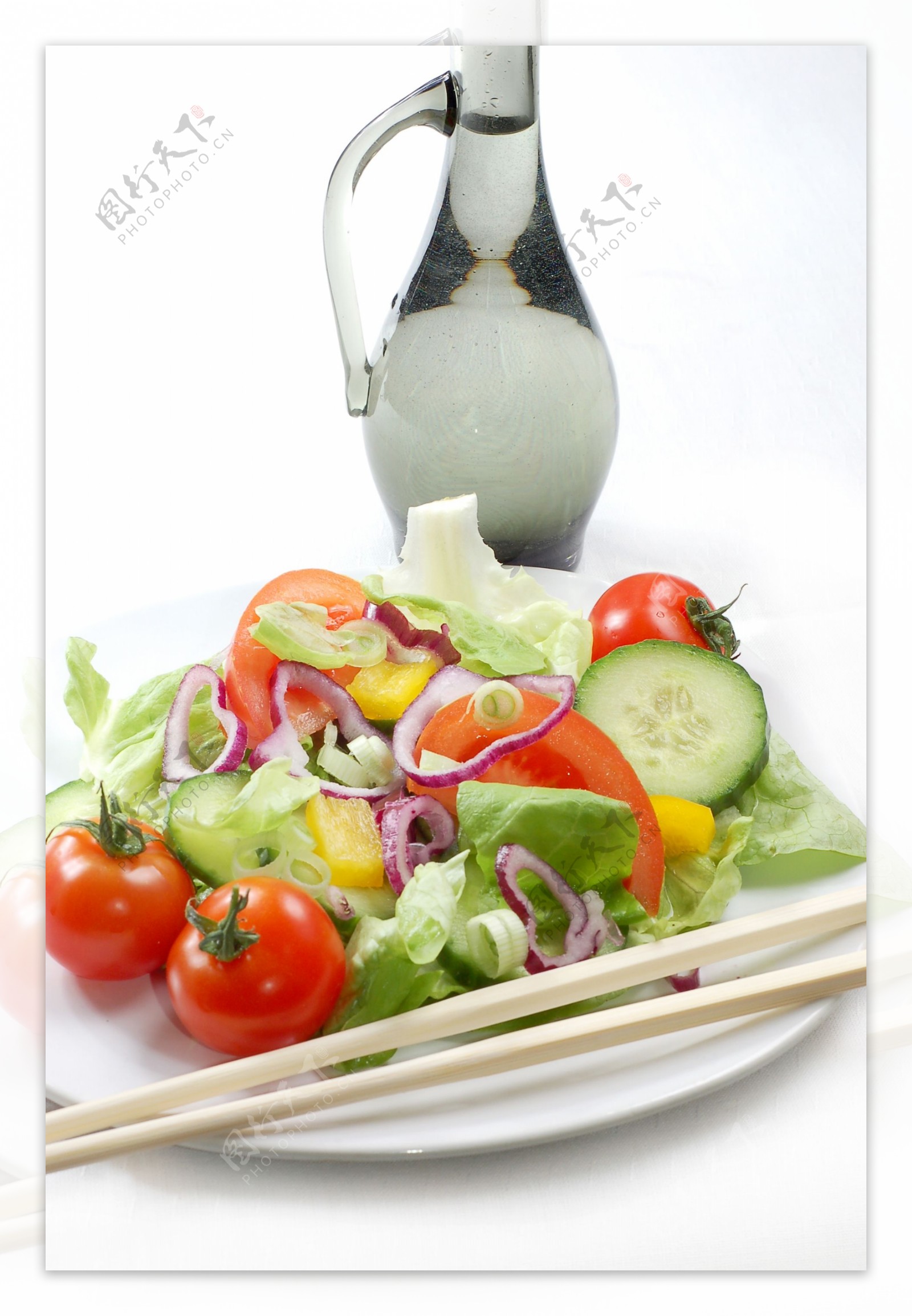 西餐蔬菜沙拉图片