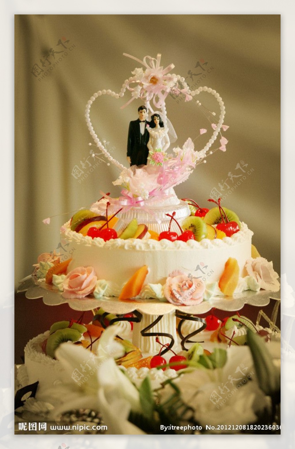 婚礼蛋糕塔图片