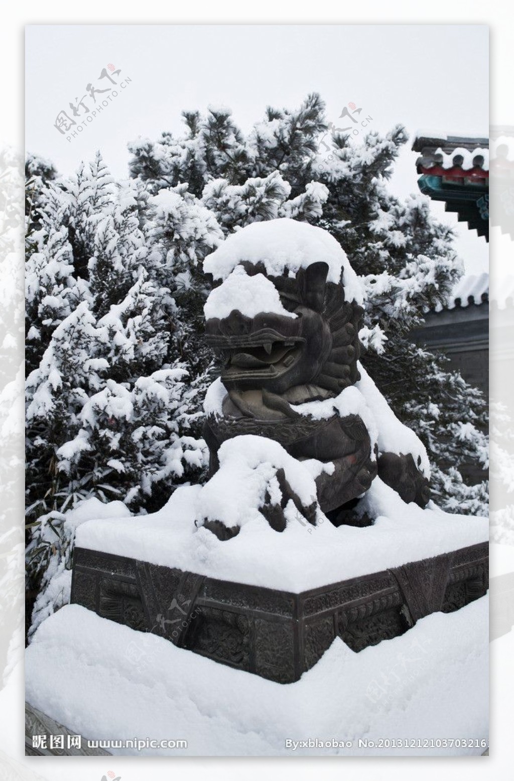 颐和园西门外的雪图片