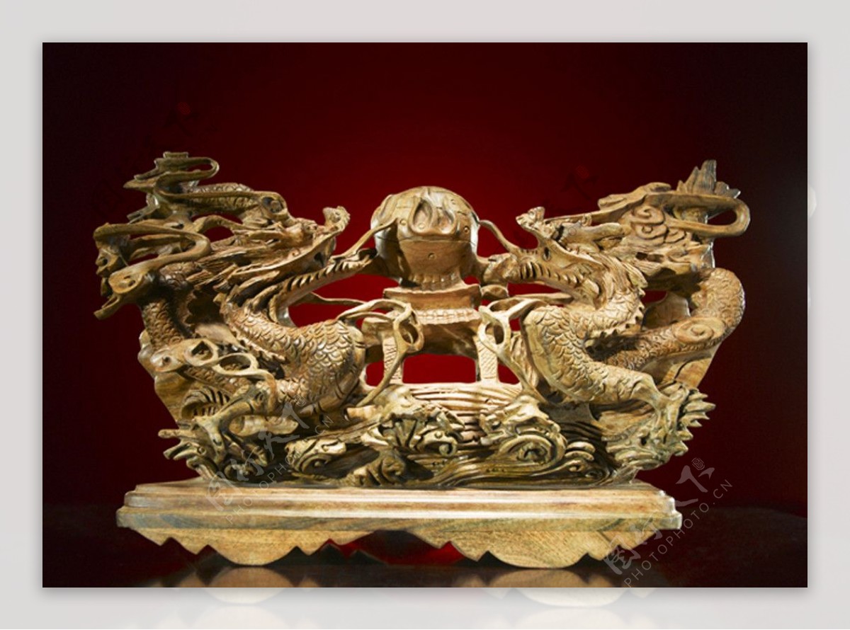 中国传统木雕工艺品图片