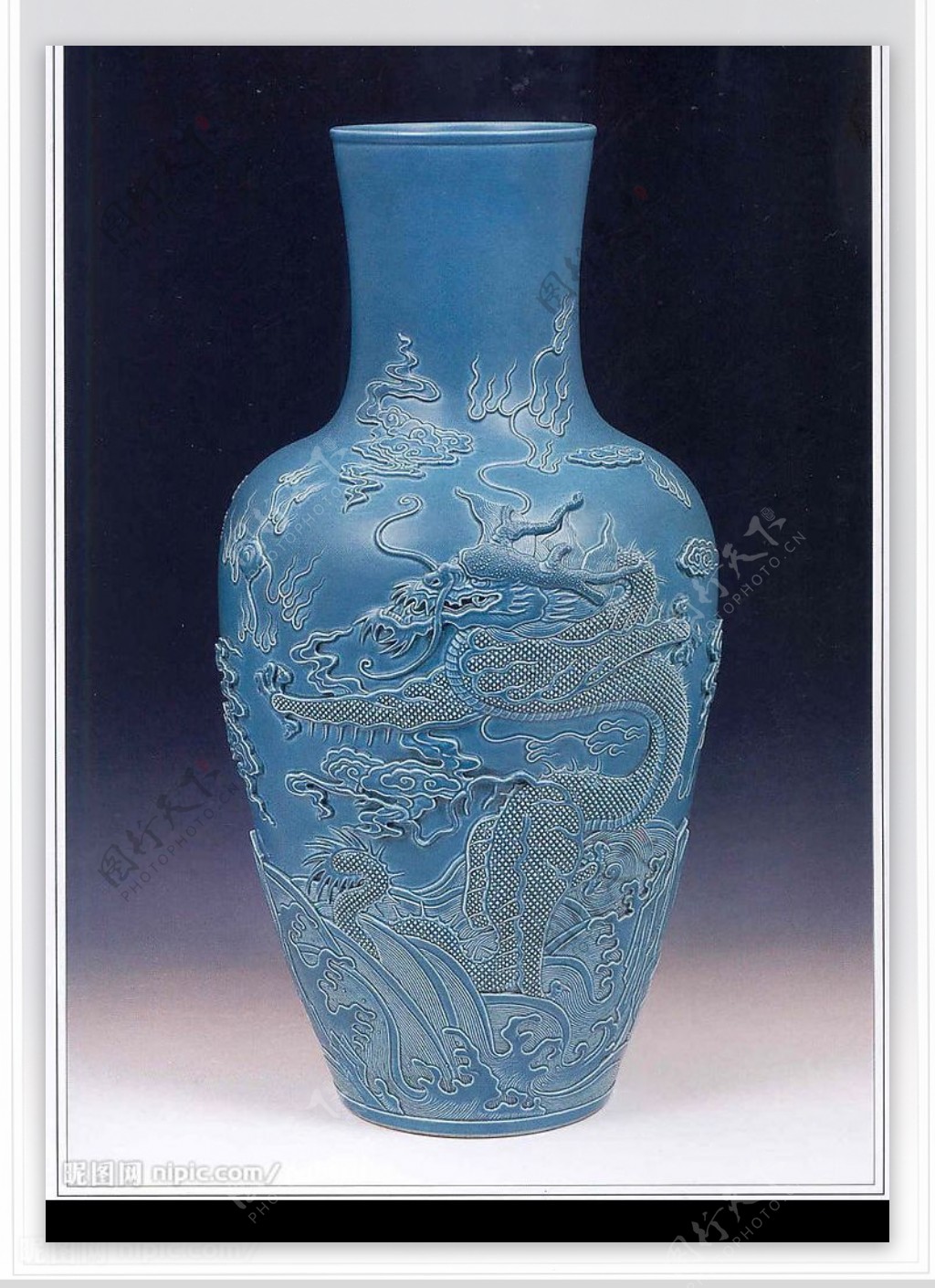 雕刻海水单龙瓶图片