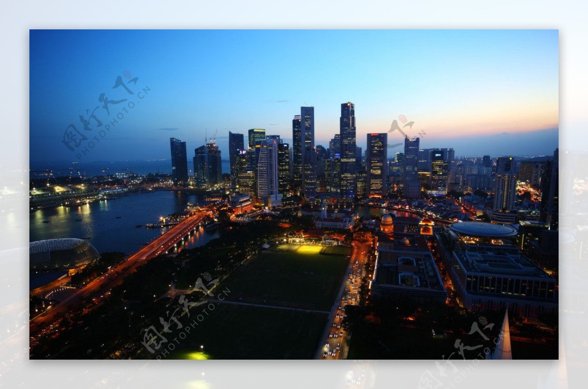新加坡黄昏俯瞰图片