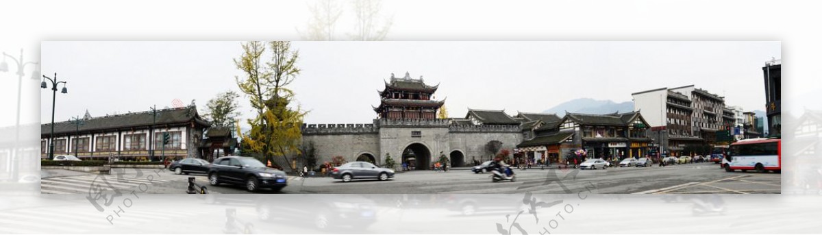 灌县古城门图片