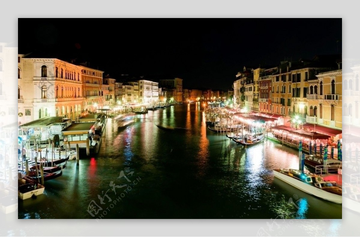 威尼斯的河道图片
