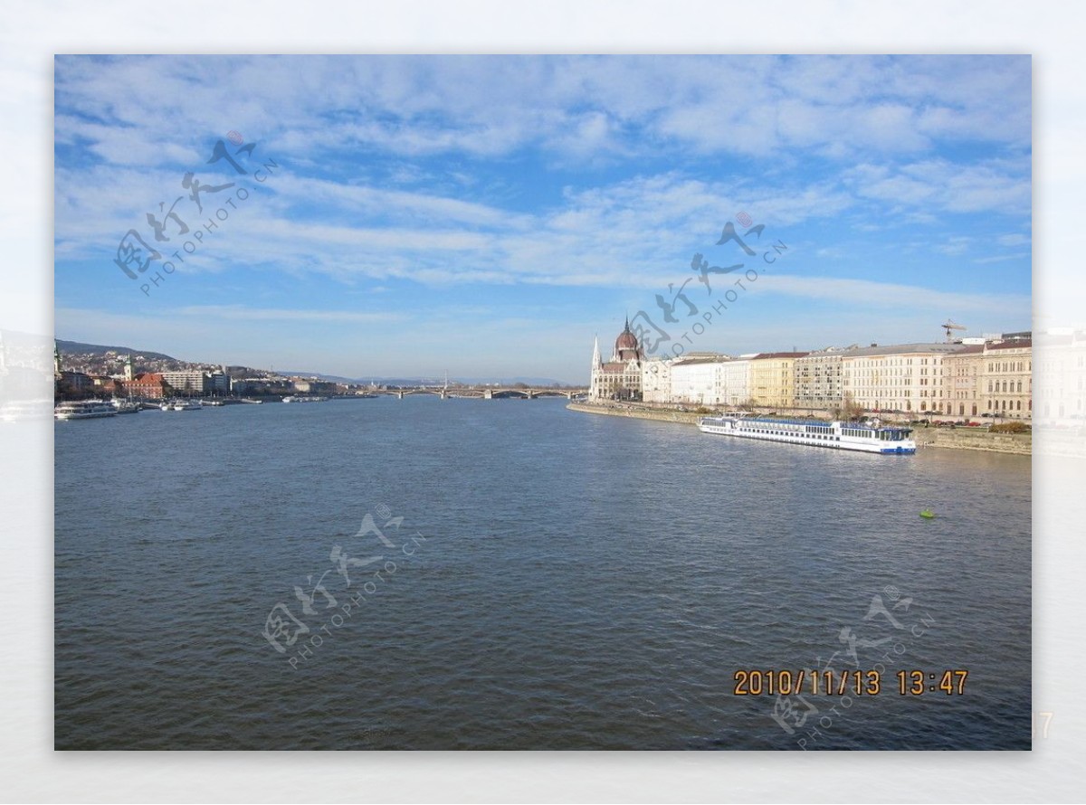 蓝色的多瑙河图片