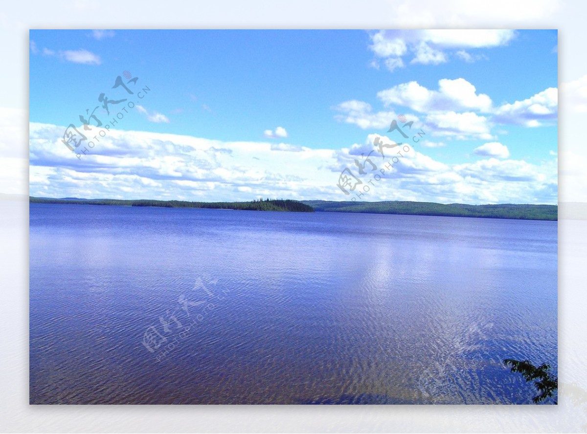 蒙特利尔海豚湖风光图片