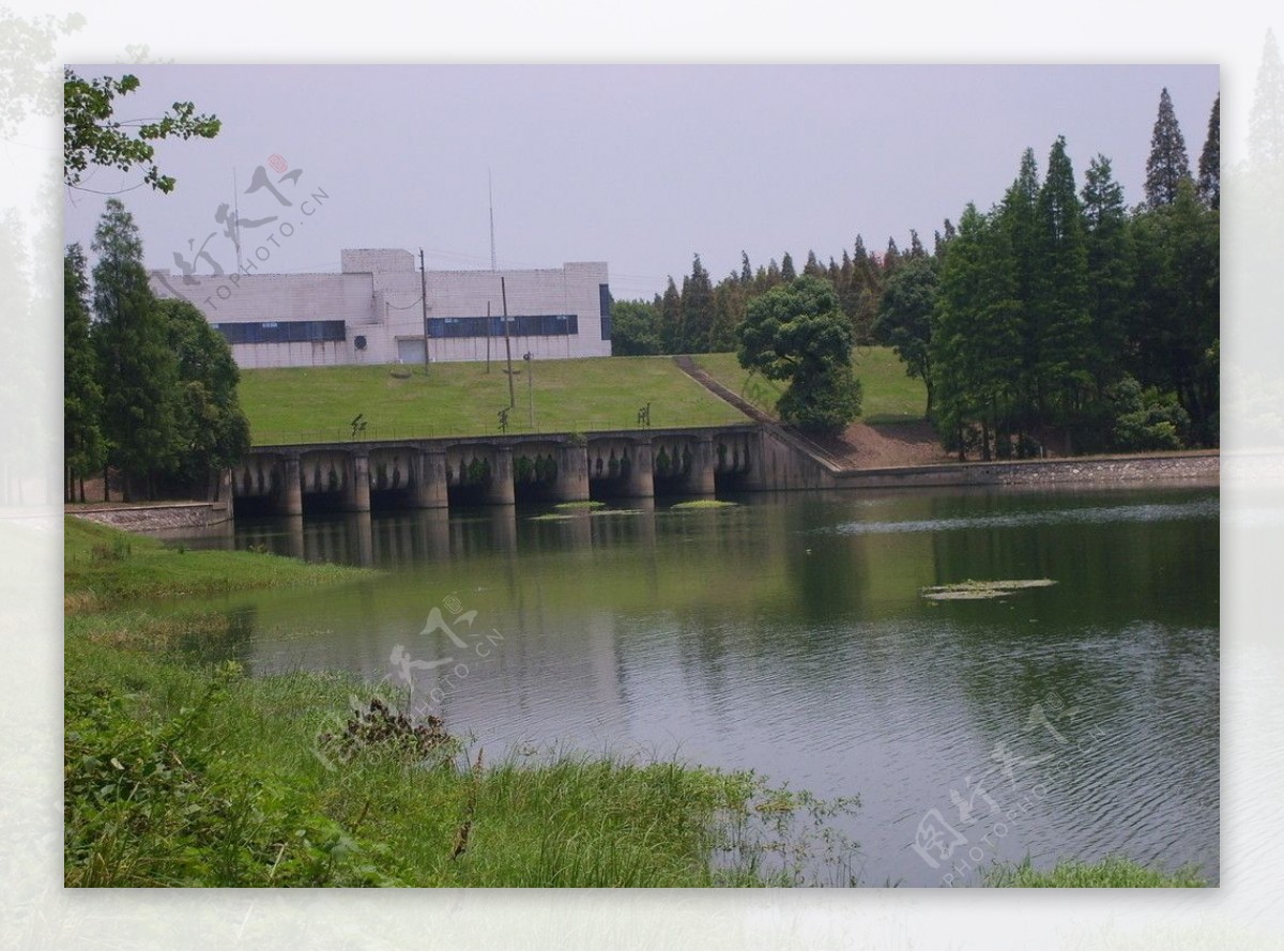 田关闸风景图片