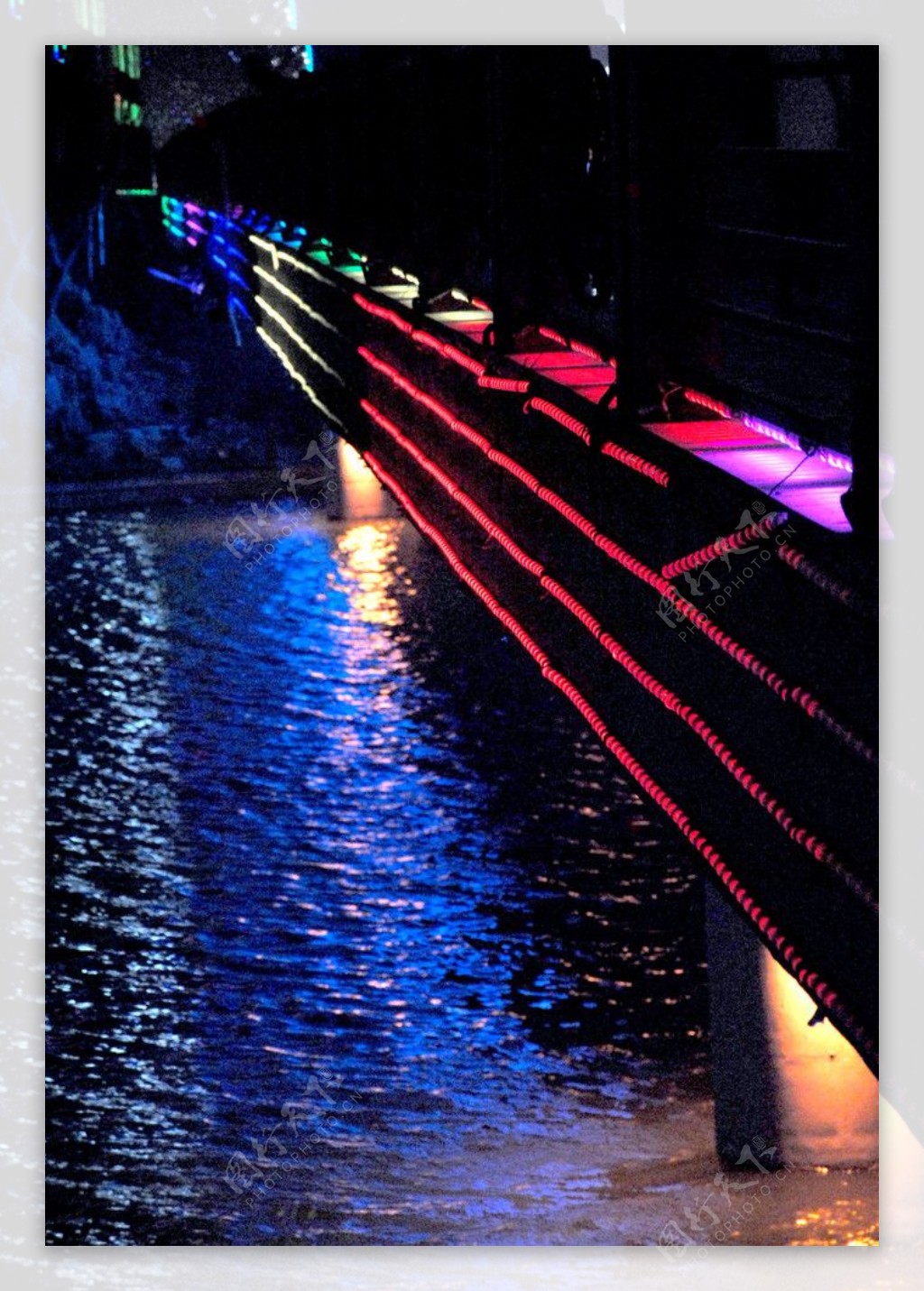 水夜桥图片