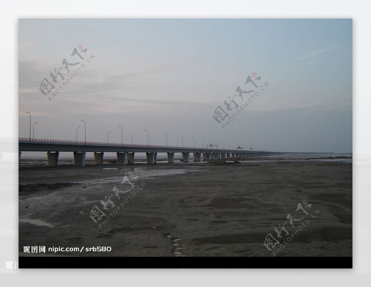 雄伟的建筑杭州湾跨海大桥南岸图片