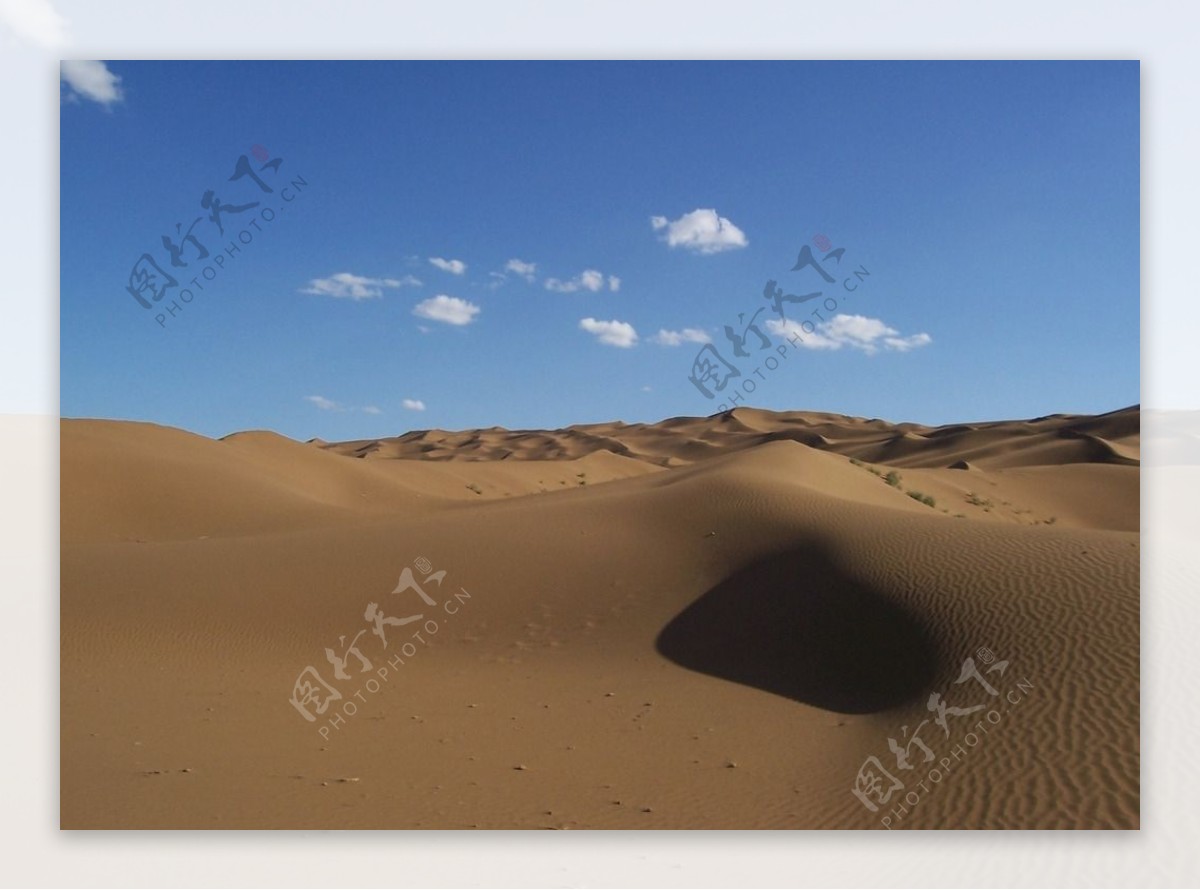 库木塔格沙漠图片