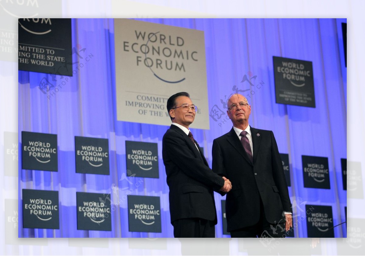 温家宝总理与克劳斯施瓦布世界经济论坛主席图片