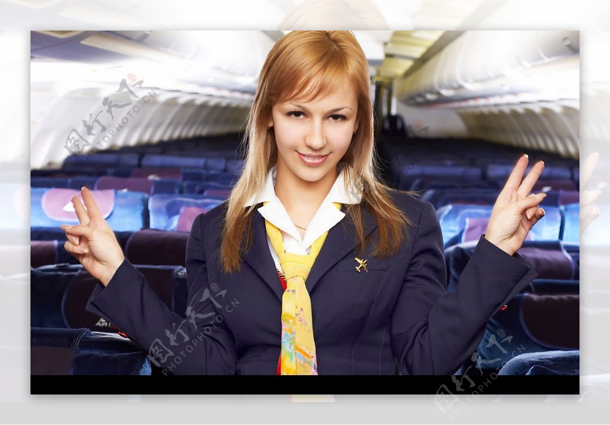 海航空姐新制服美爆全世界，它的背后就有万事利身影……