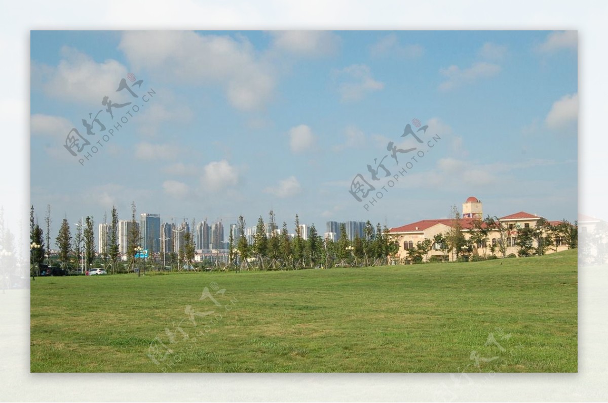 青岛建筑海边摄影青岛风景图片