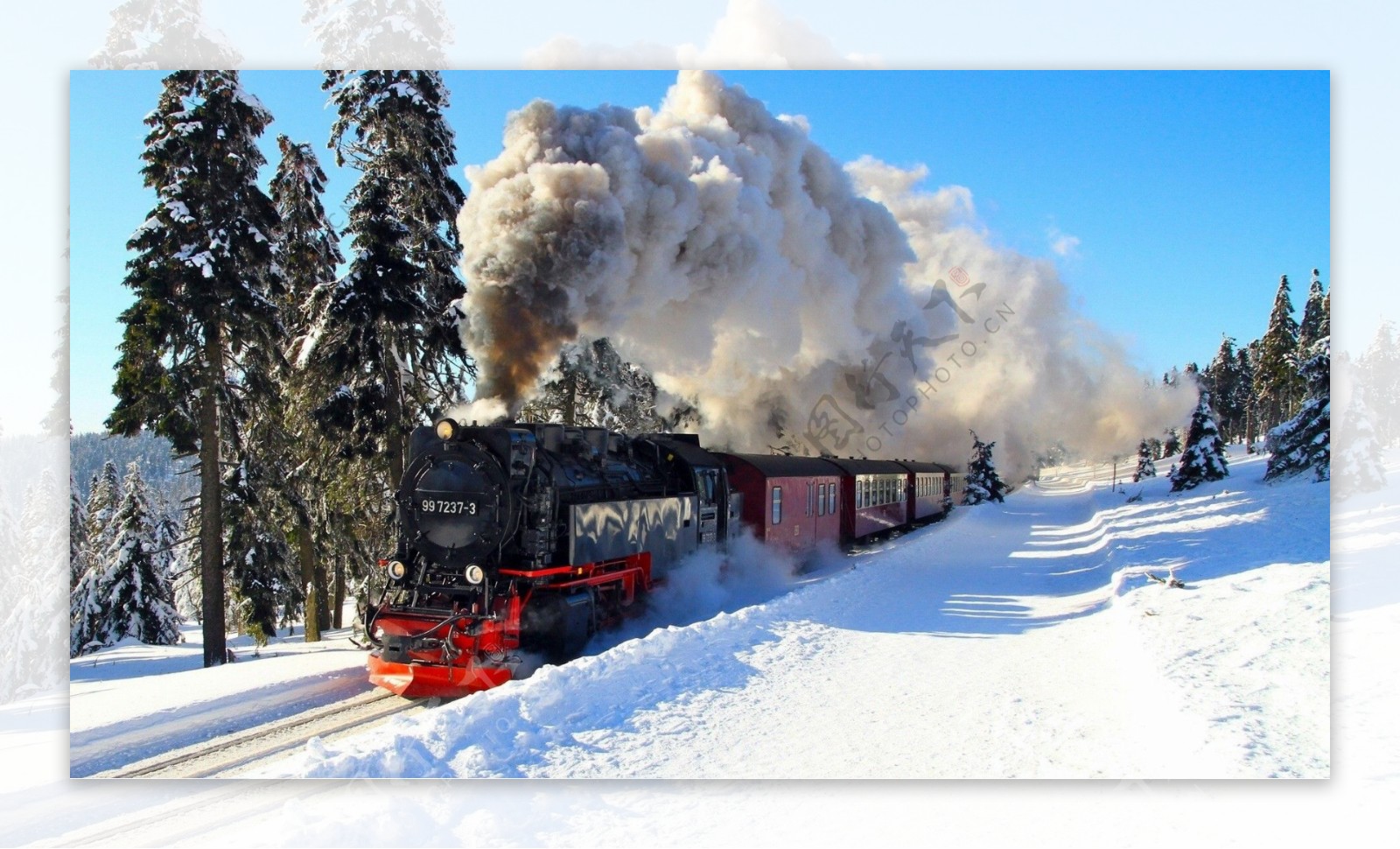 雪地火车图片