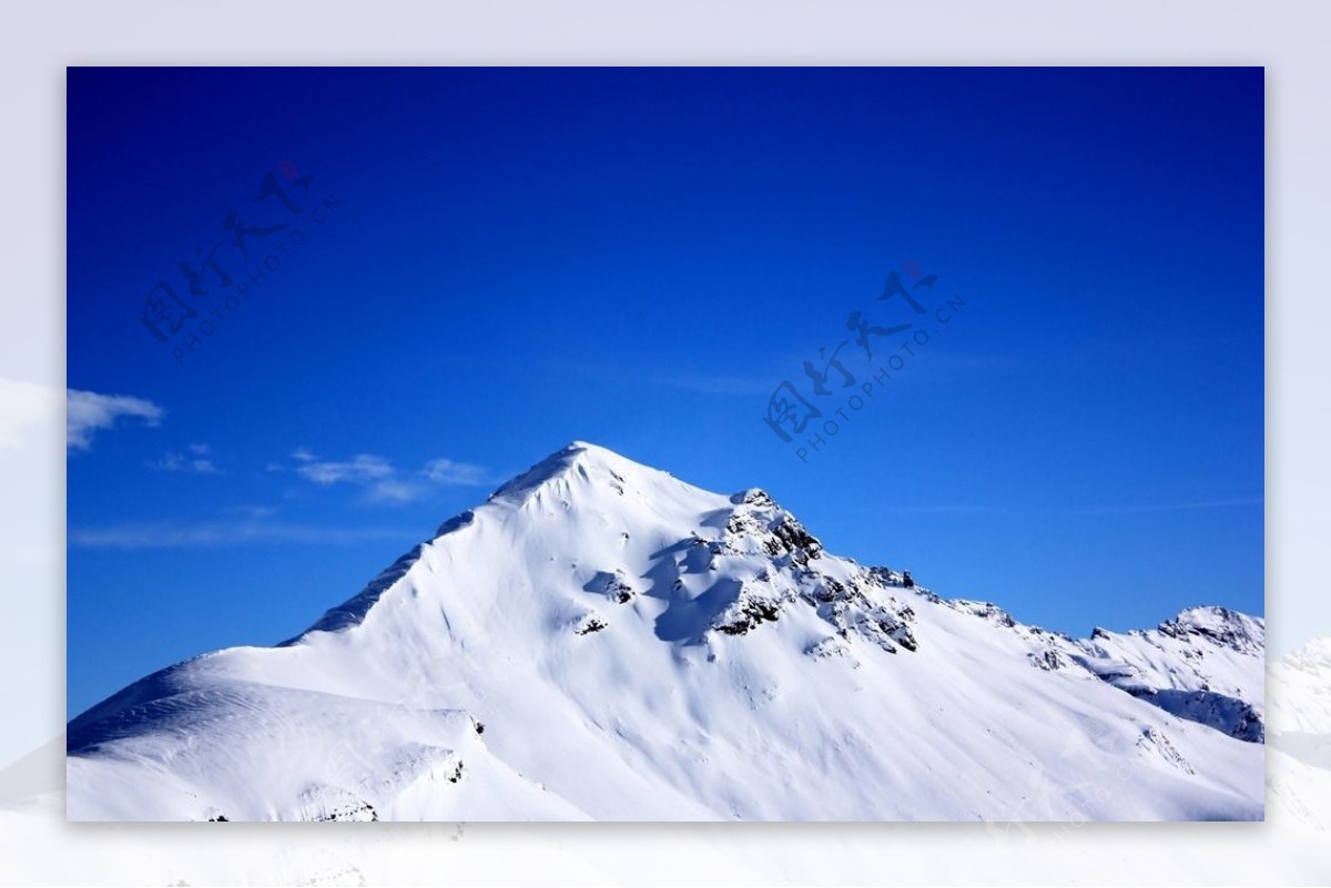 雪山冰山图片