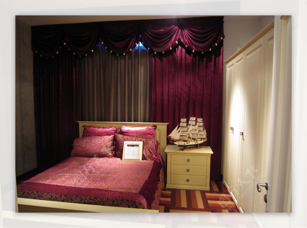 浪漫卧室设计图片