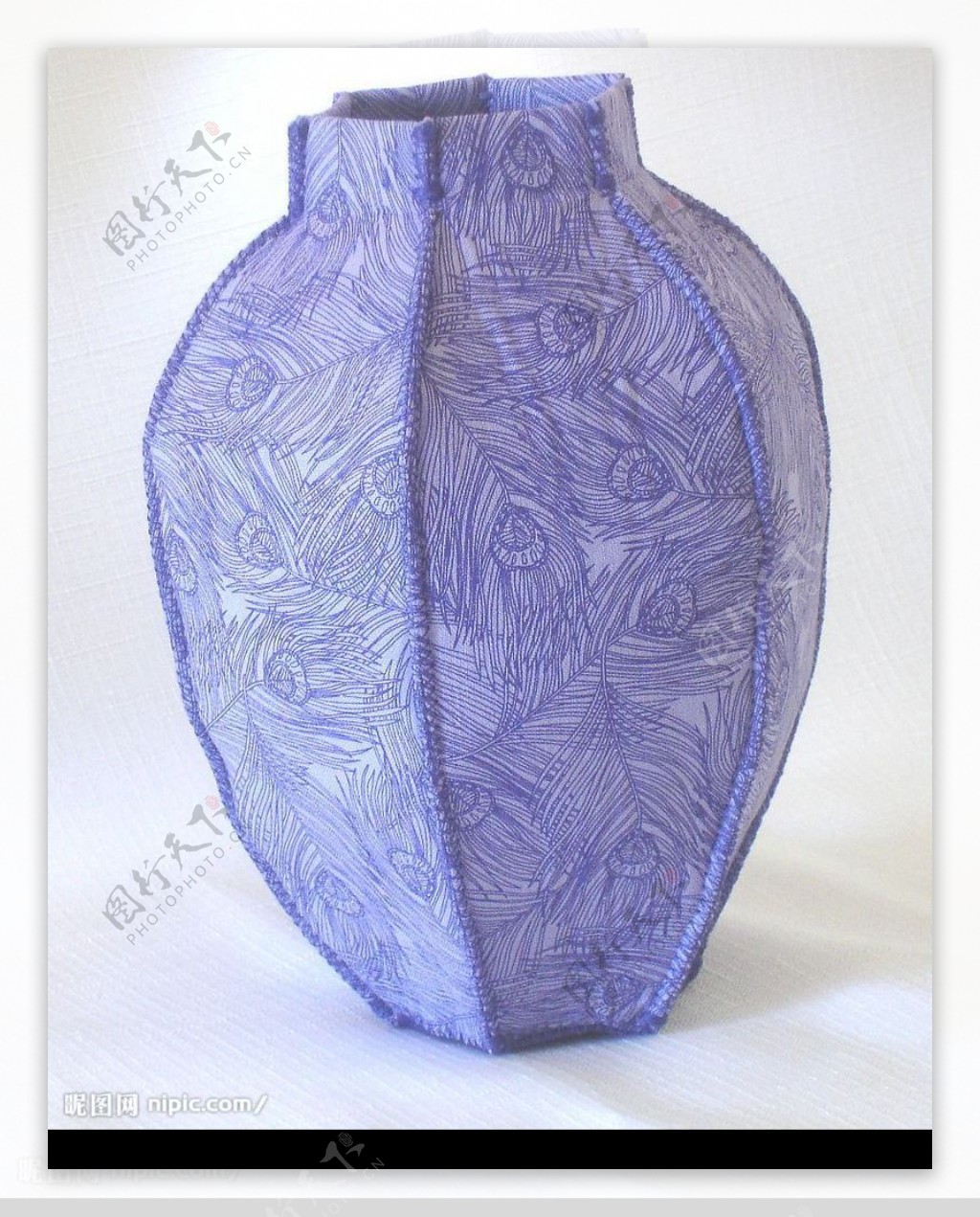 紫色布艺花瓶图片