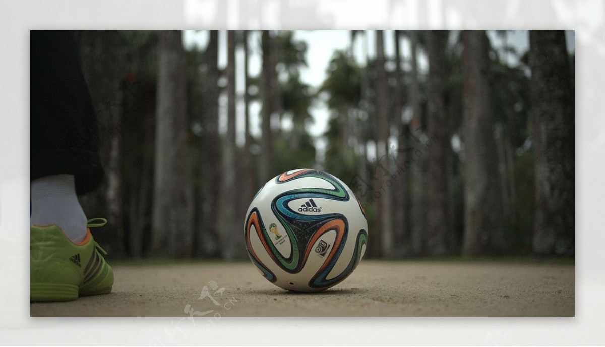 巴西世界杯比赛用球图片