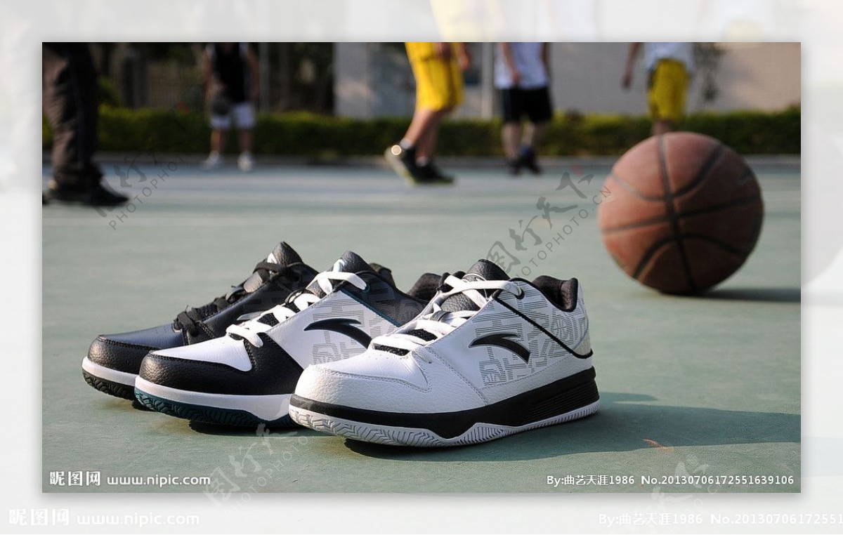 篮球鞋图片