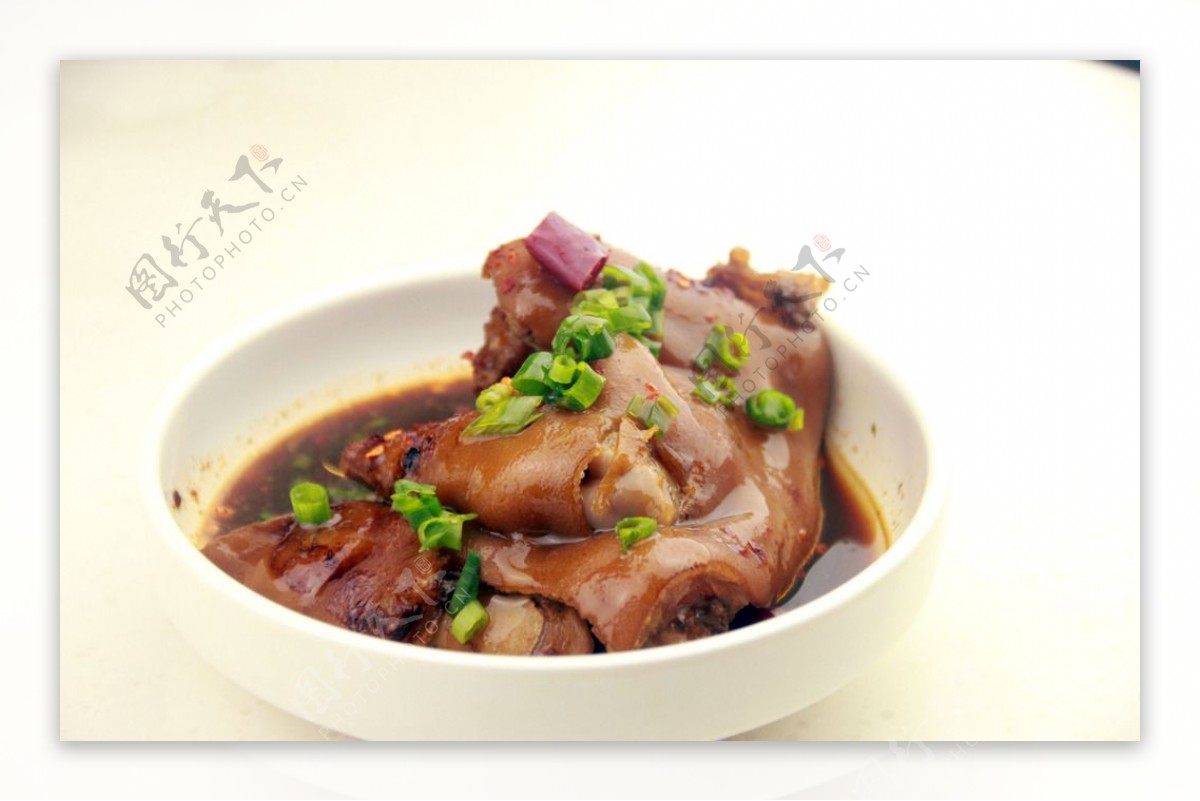 酸菜焖猪肠怎么做_酸菜焖猪肠的做法_寿司之男_豆果美食
