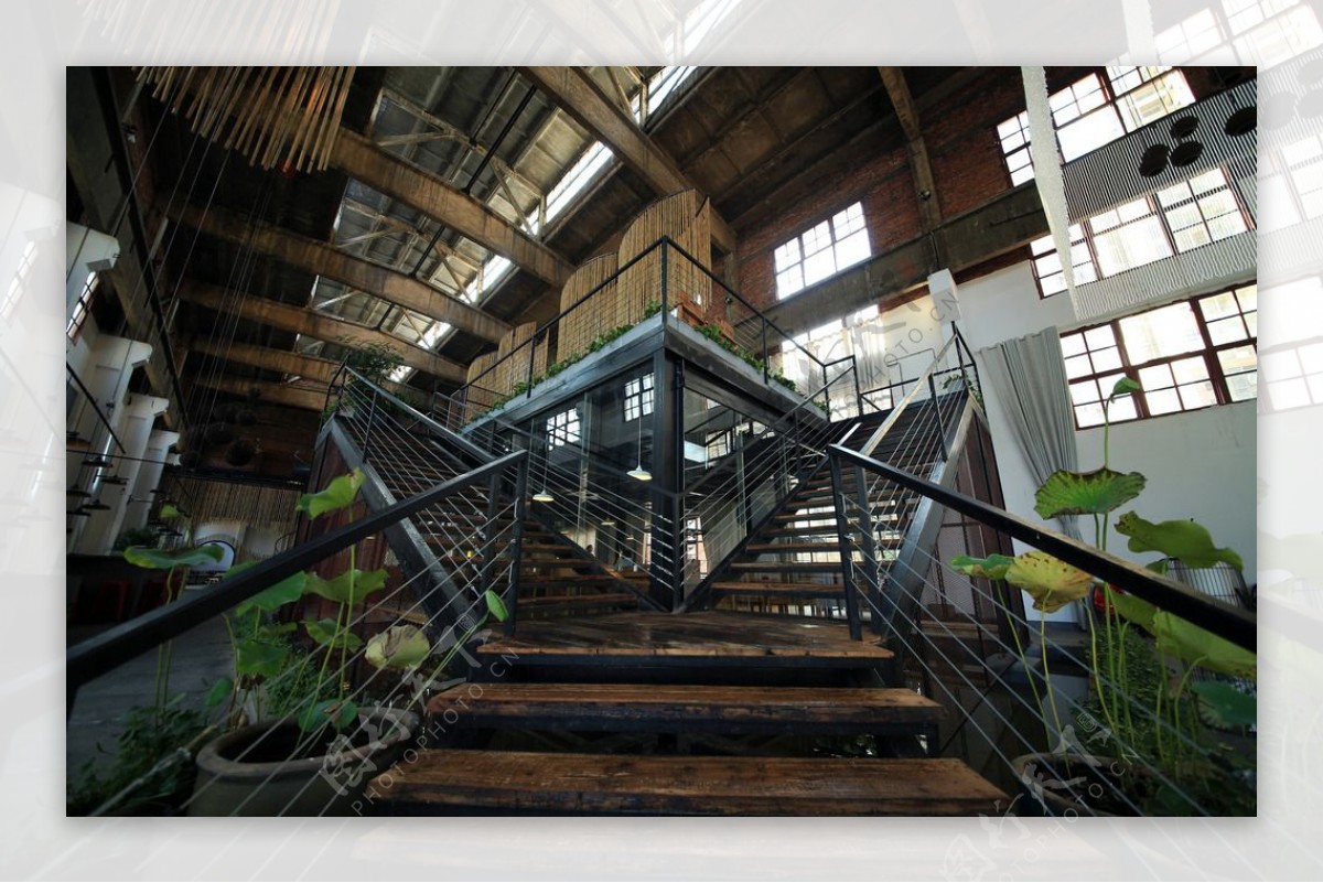 旧厂房改造设计工业loft风格图片