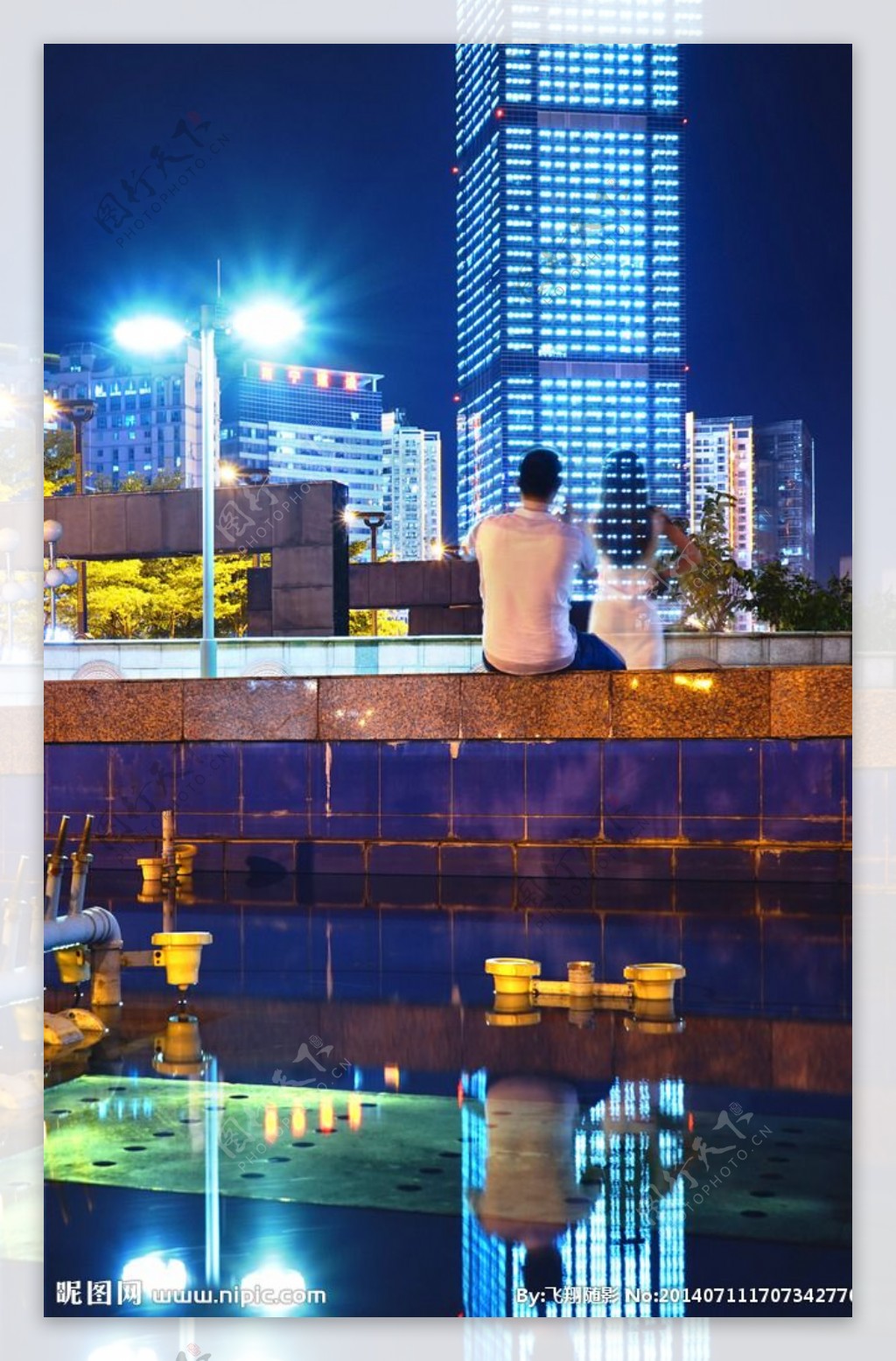 南宁金湖广场夜景图片