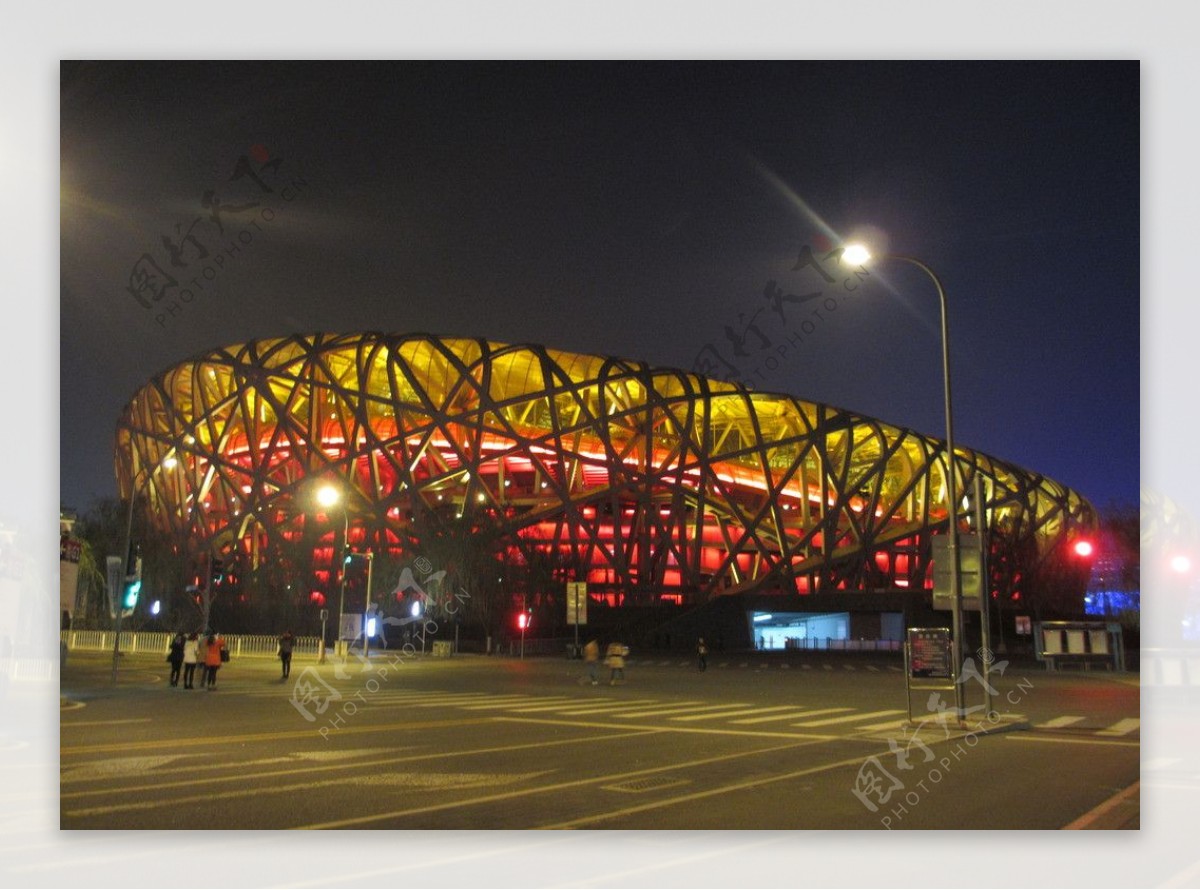 北京鸟巢夜景图片