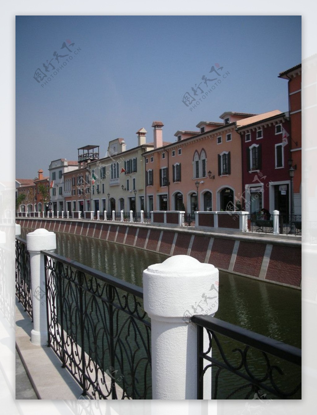 佛罗伦萨小镇河畔图片