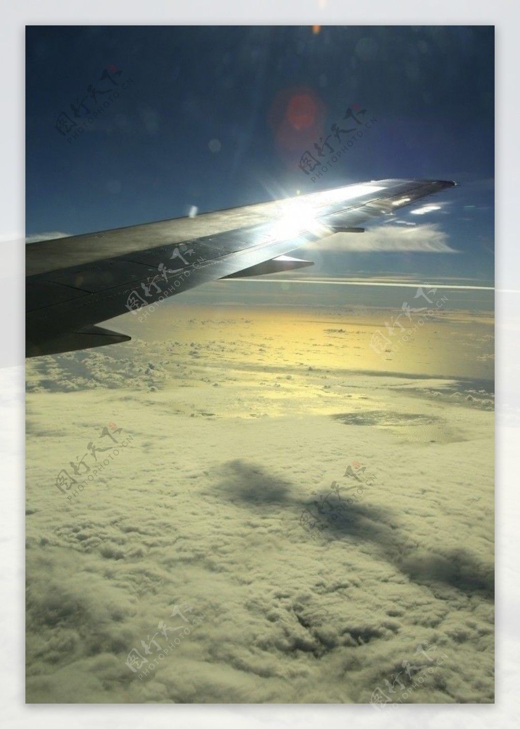 飞机航拍云层图片