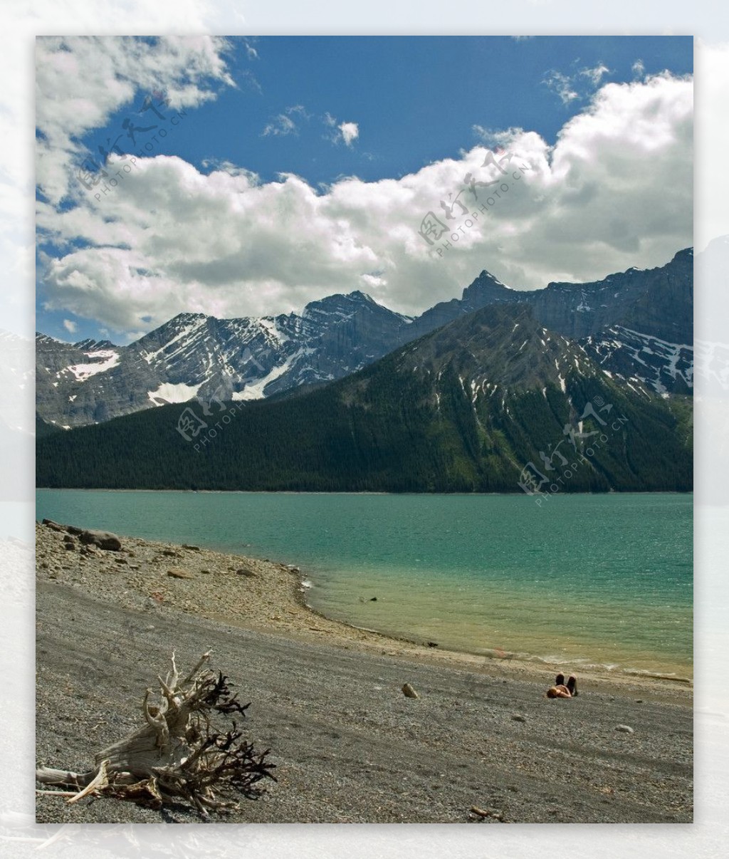 美丽高原淡水湖风景图片