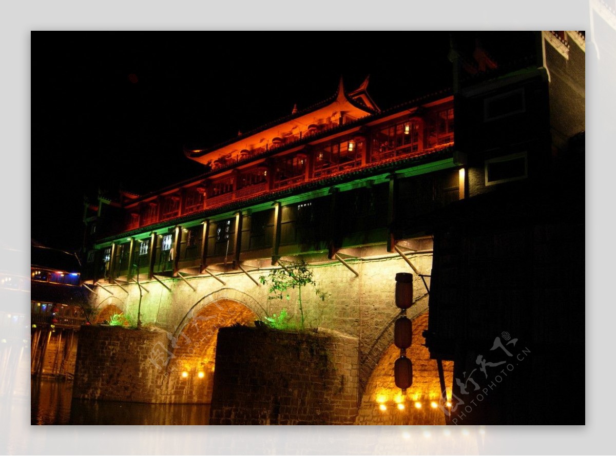 湖南凤凰虹桥夜景图片