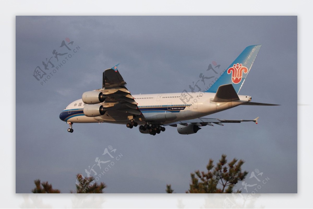 南航A380客机图片