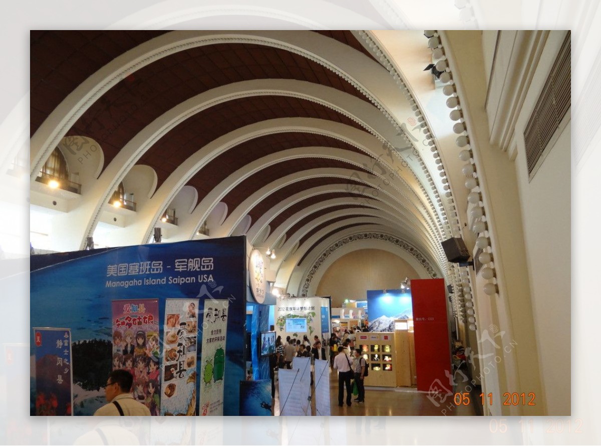 上海展览中心内部拱顶图片
