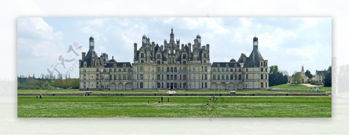 欧式城堡草坪天空全景图片