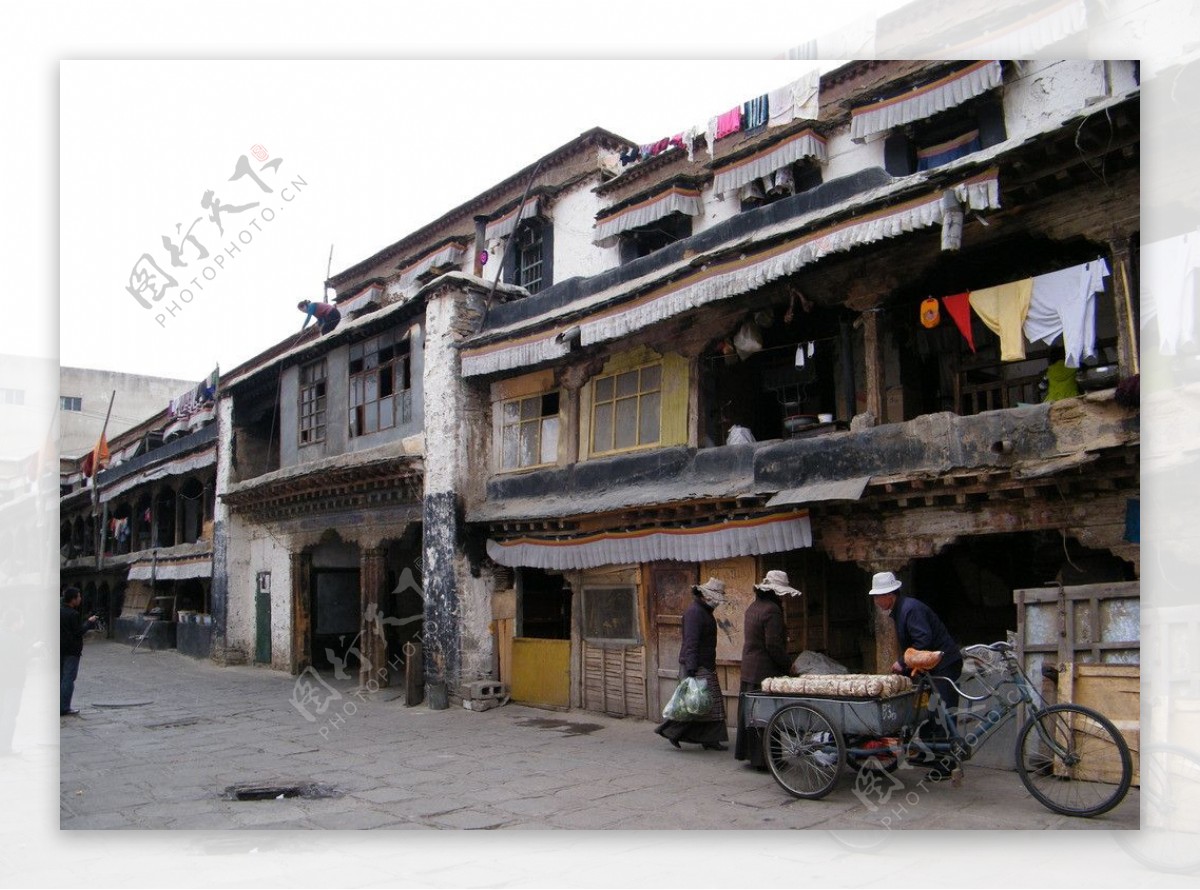 西藏拉萨藏经院图片