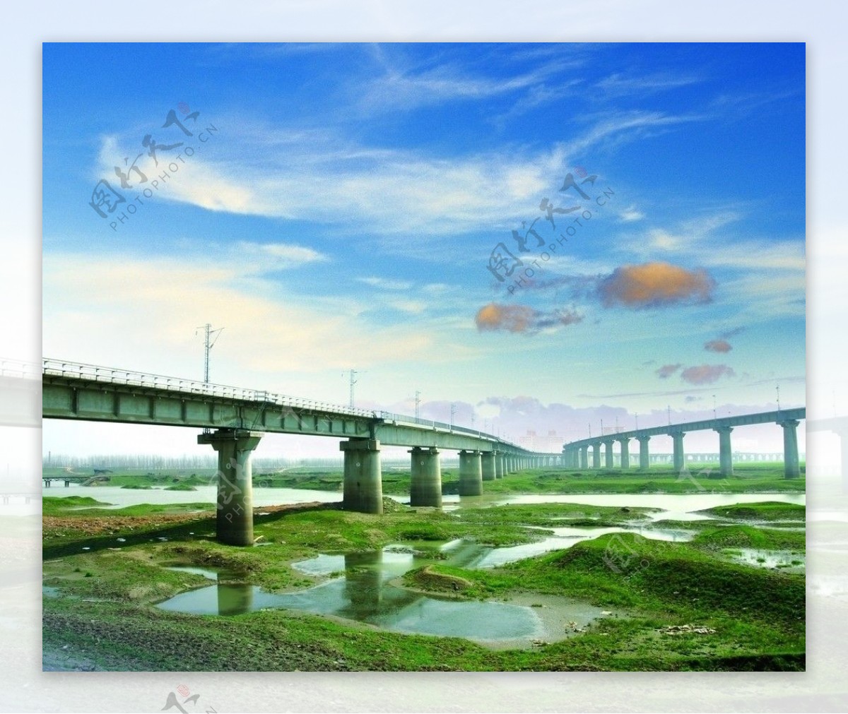 天兴洲大桥北岸引桥图片