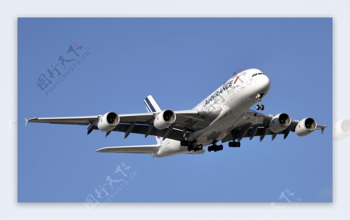 空中巨无霸空客A380图片