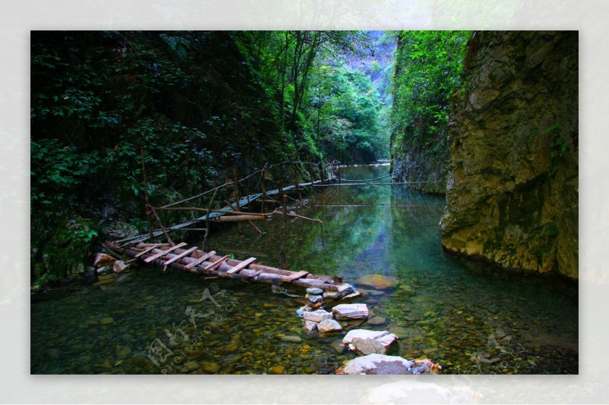 小桥流水图片