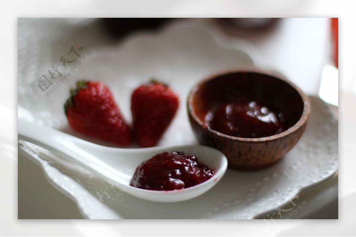 自制草莓果酱图片