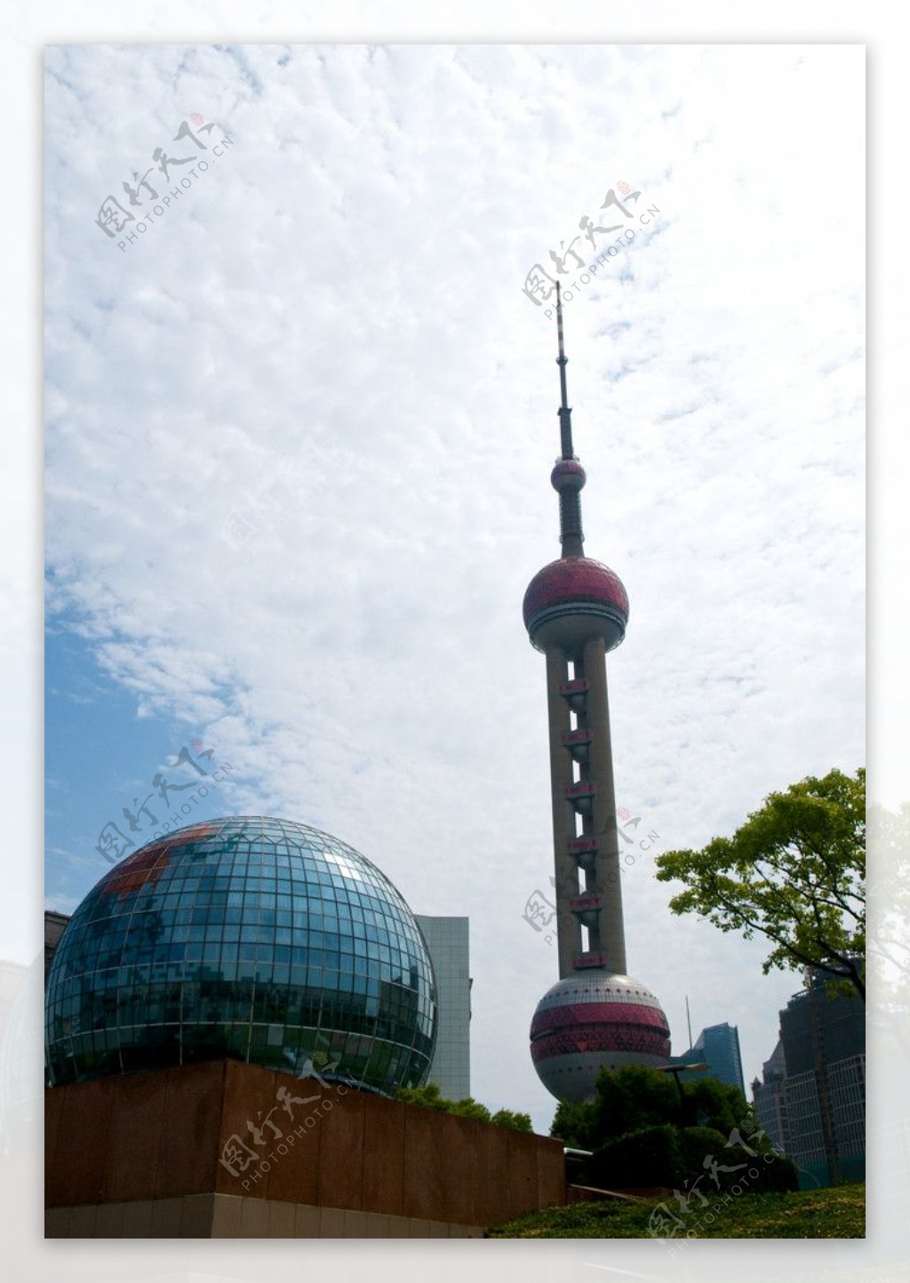 上海浦东东方明珠塔图片