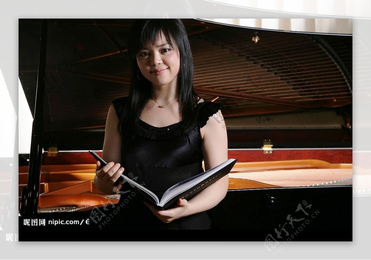陈萨钢琴音乐会图片